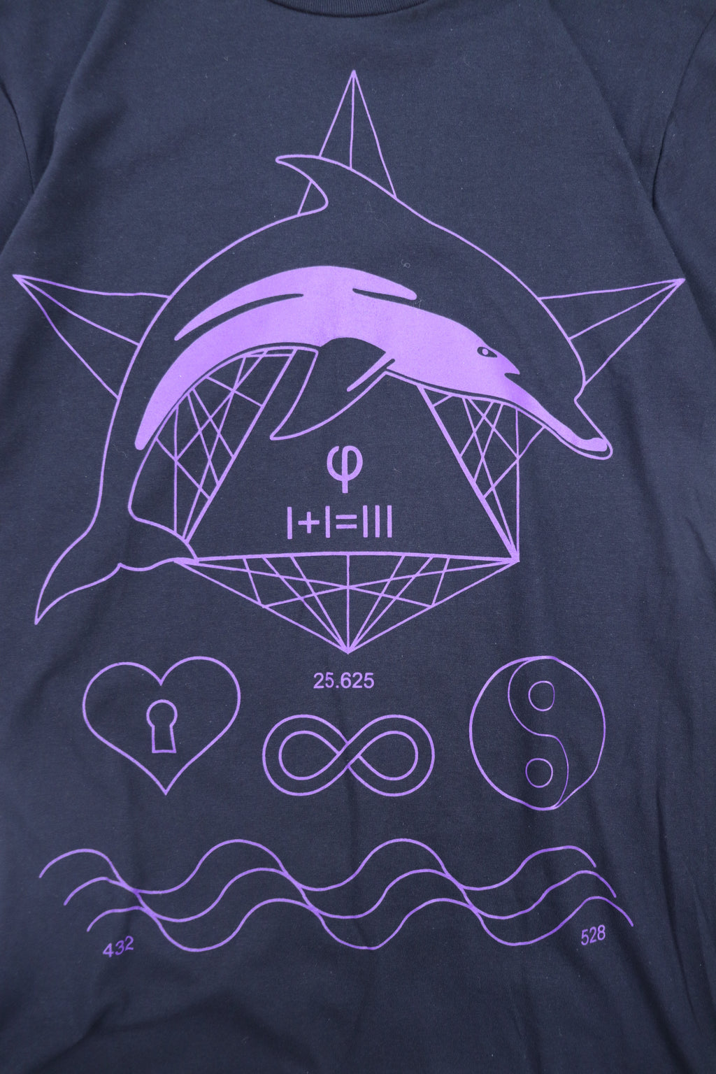 DOLPHIN BLACK T-SHIRT