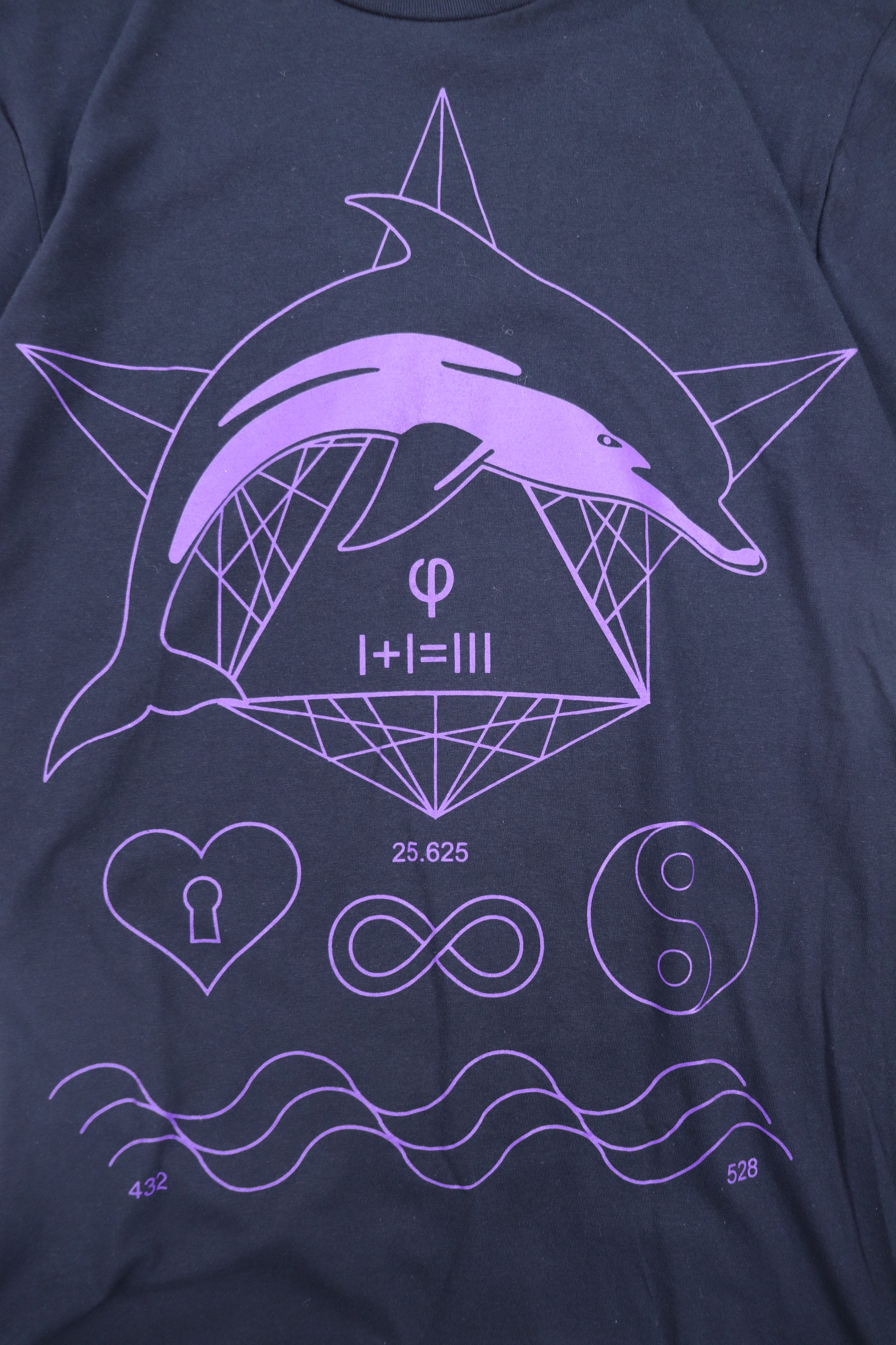 DOLPHIN BLACK T-SHIRT