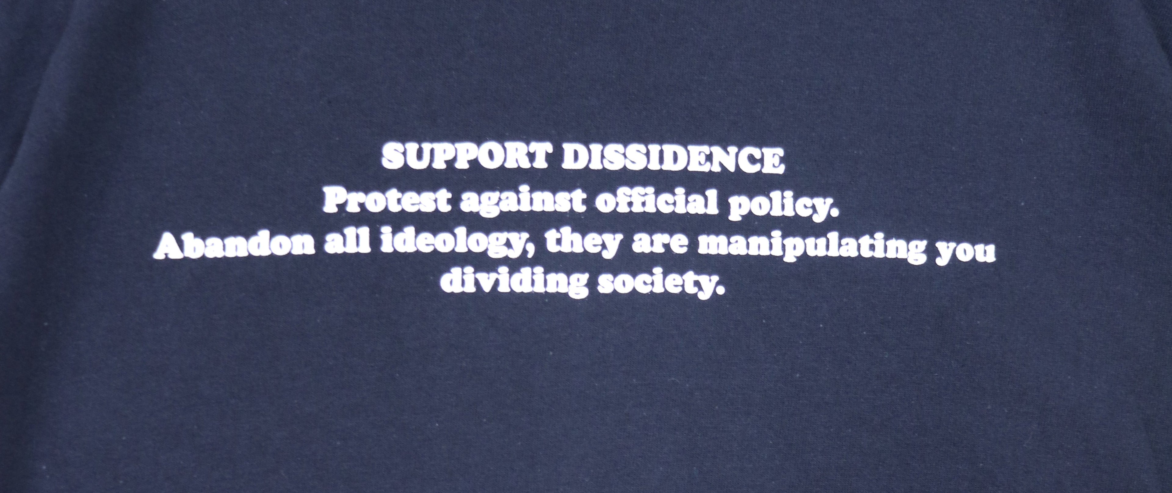 SUPPORT DISSIDENCE BLACK T-SHIRT