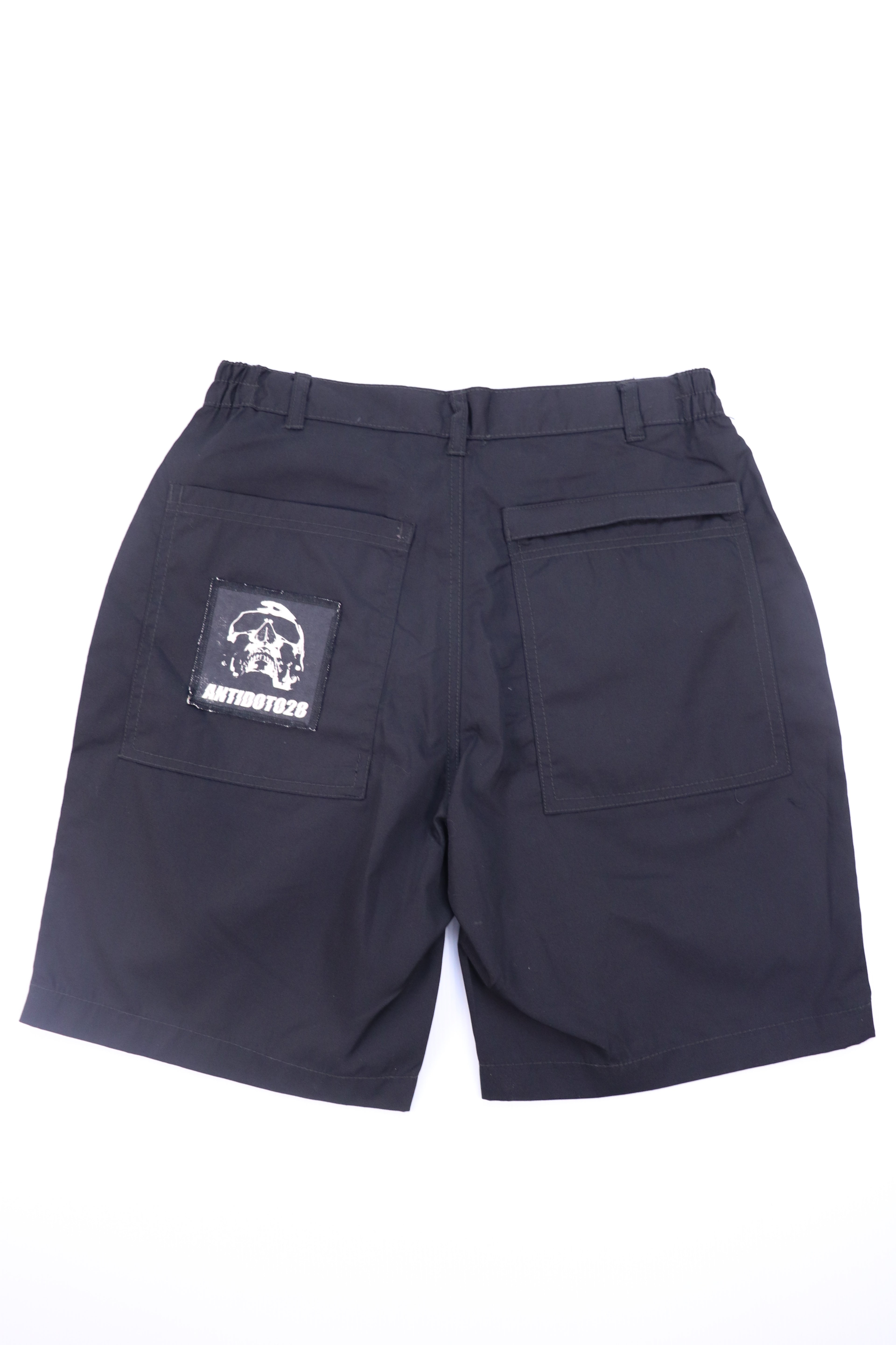 SKULL ELEGANT PATCHED SHORTS