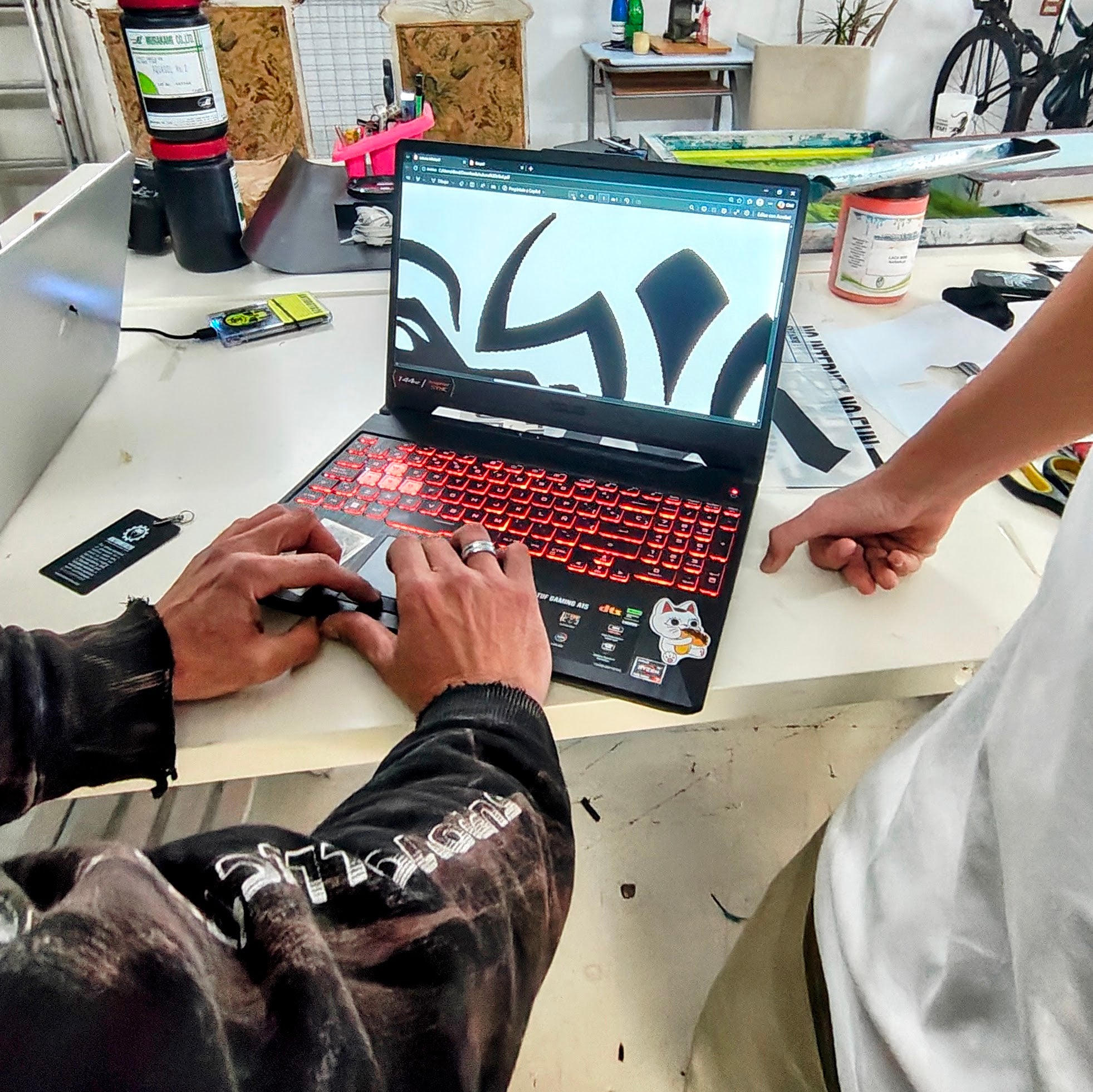 Taller de iniciación a la serigrafía en un día