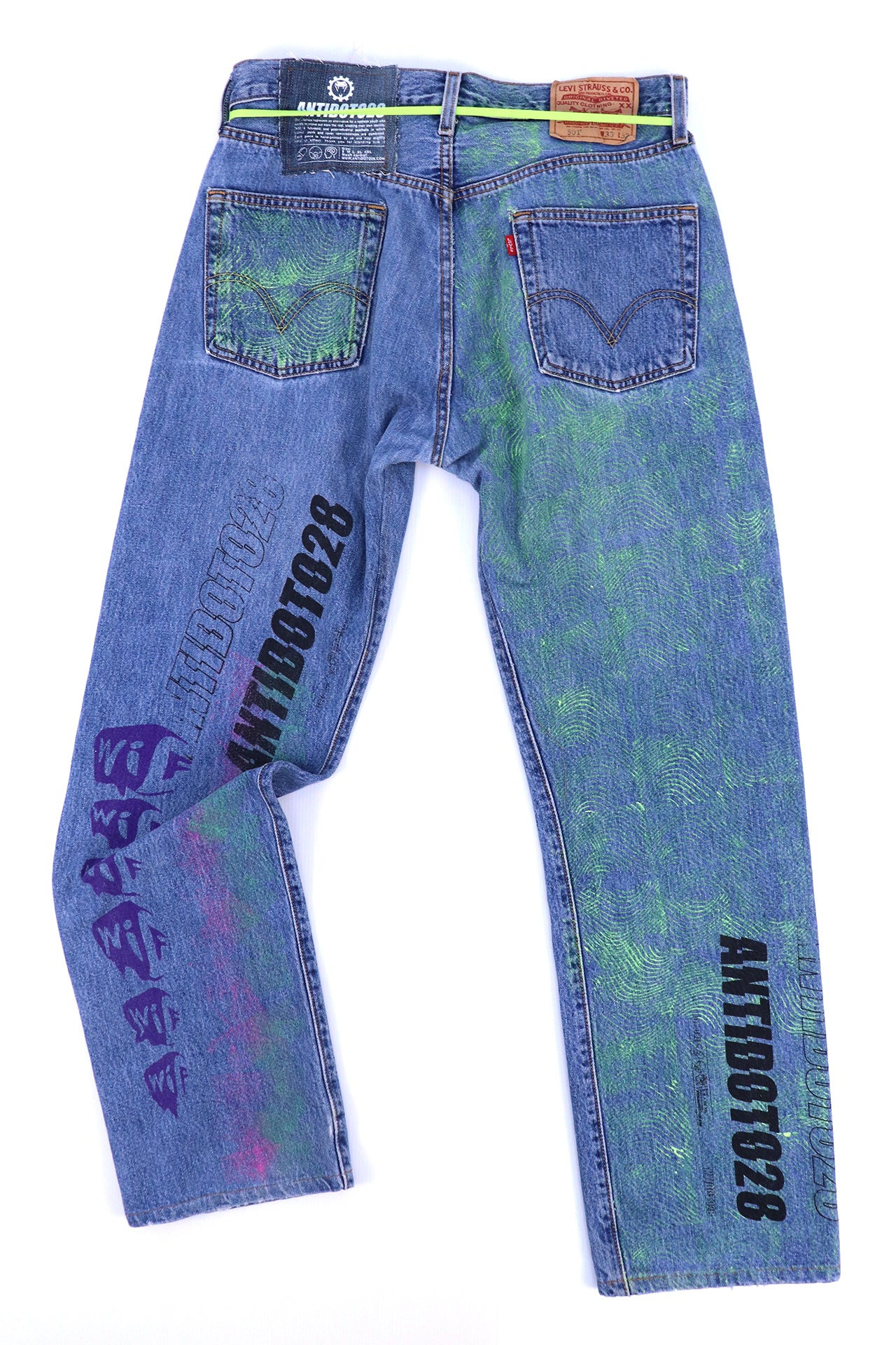 LEVIS CUSTOM JEANS THE GRID