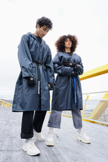LOGO REFLECTIVE RAIN COAT