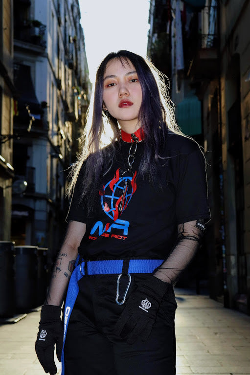WORLD WIDE RIOT BLACK T-SHIRT