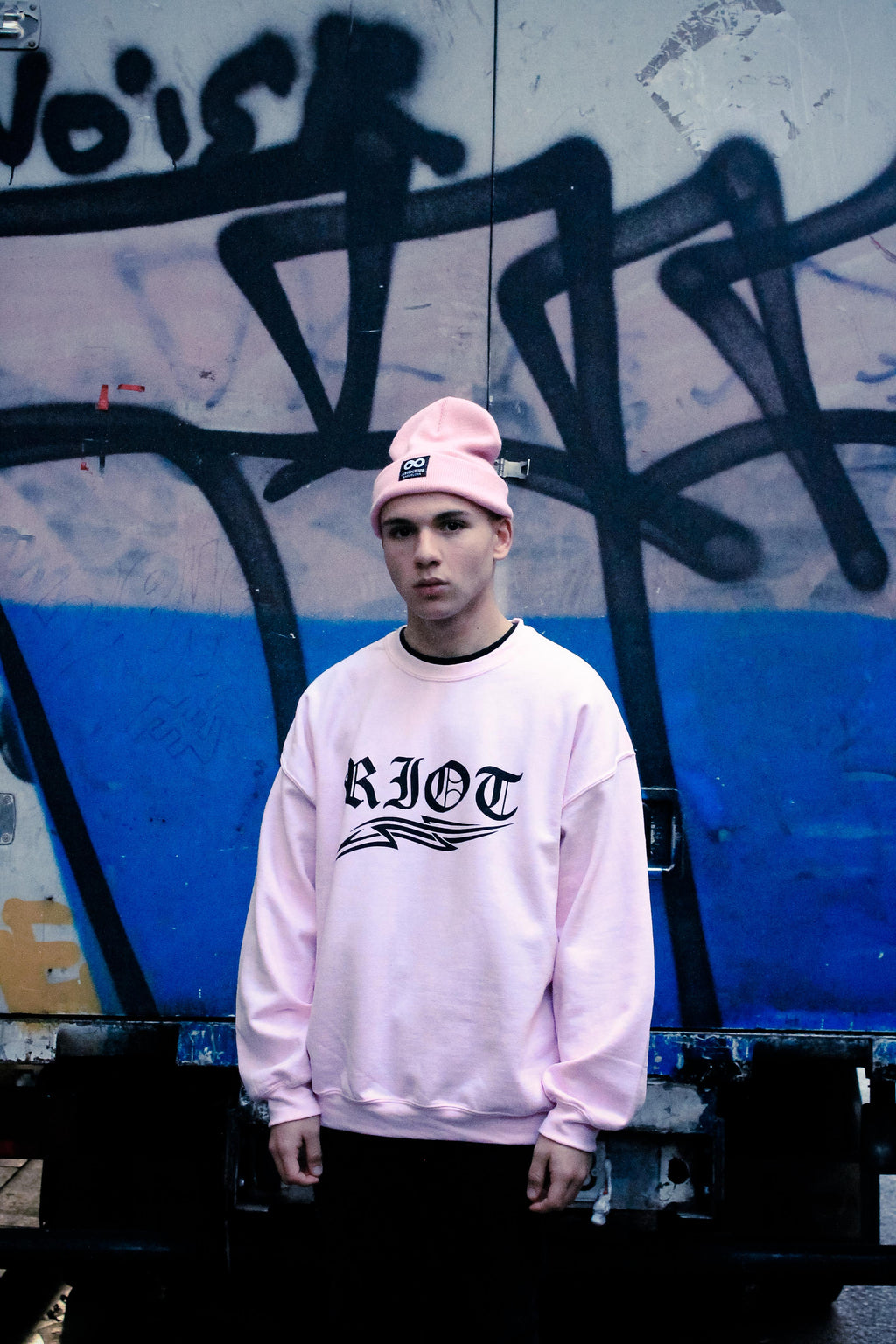 RIOT UNISEX PINK SWEATSHIRT