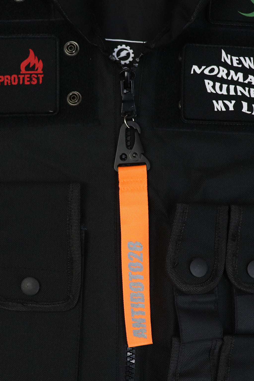 RIOT PATCH VEST