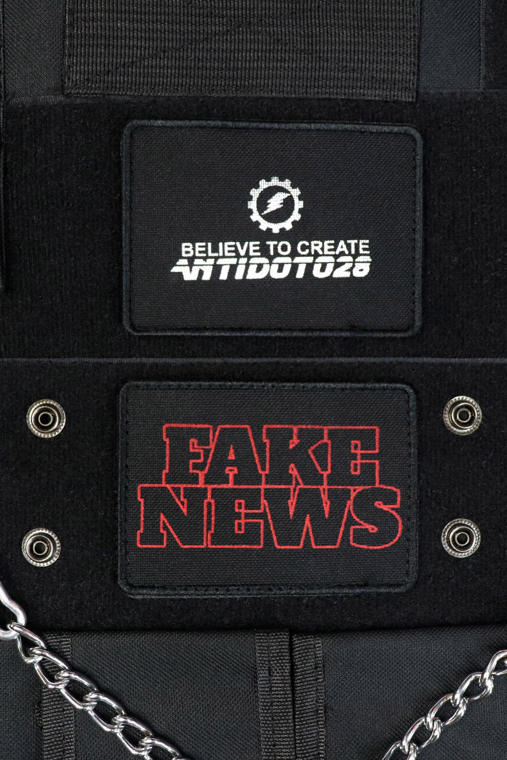 RIOT PATCH VEST