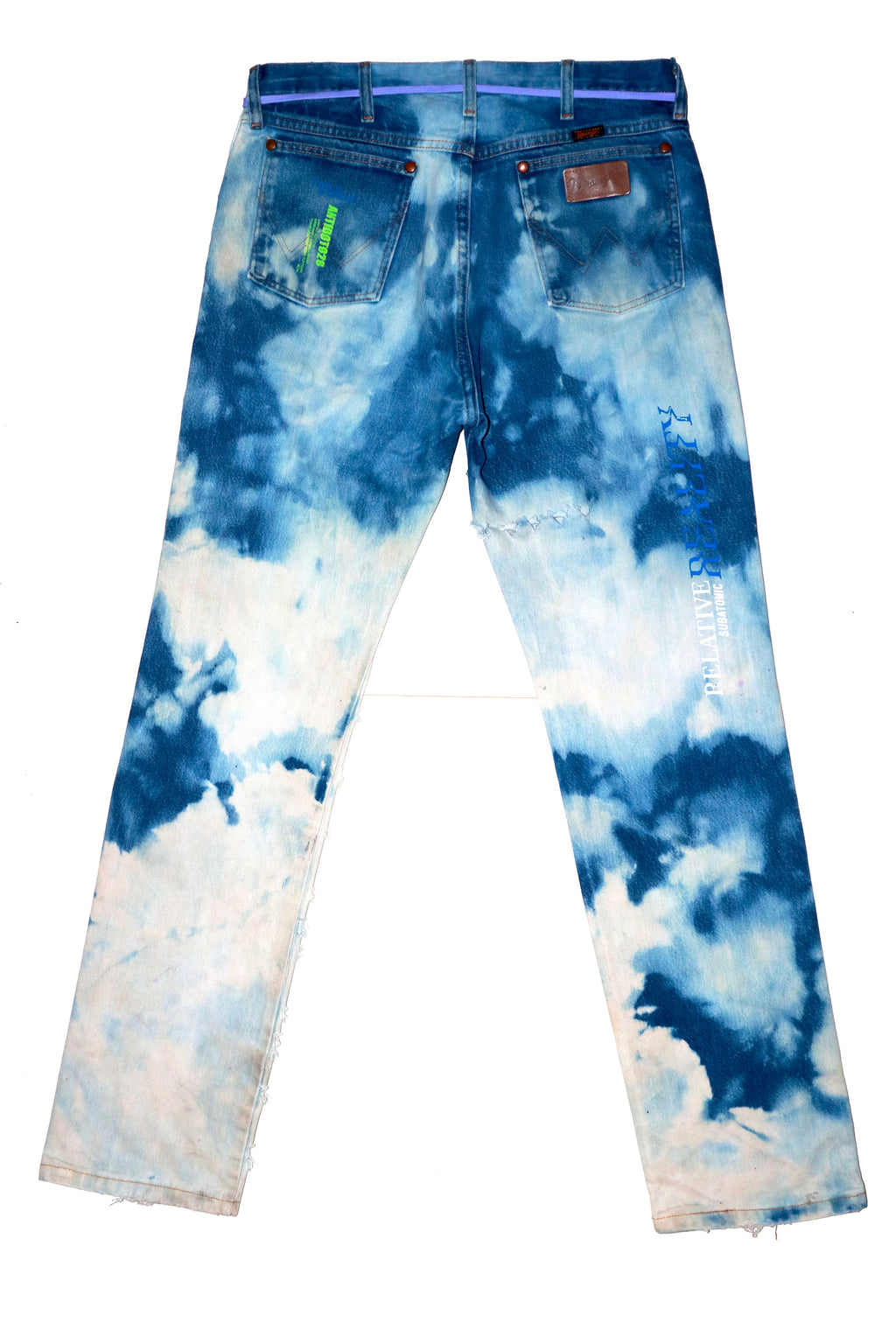 HOLE CUSTOM WRANGLER JEANS