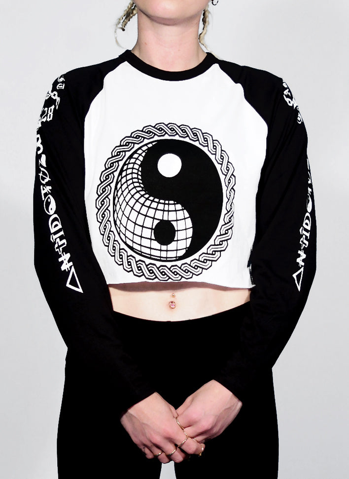 MATRIX B&W CROP TOP