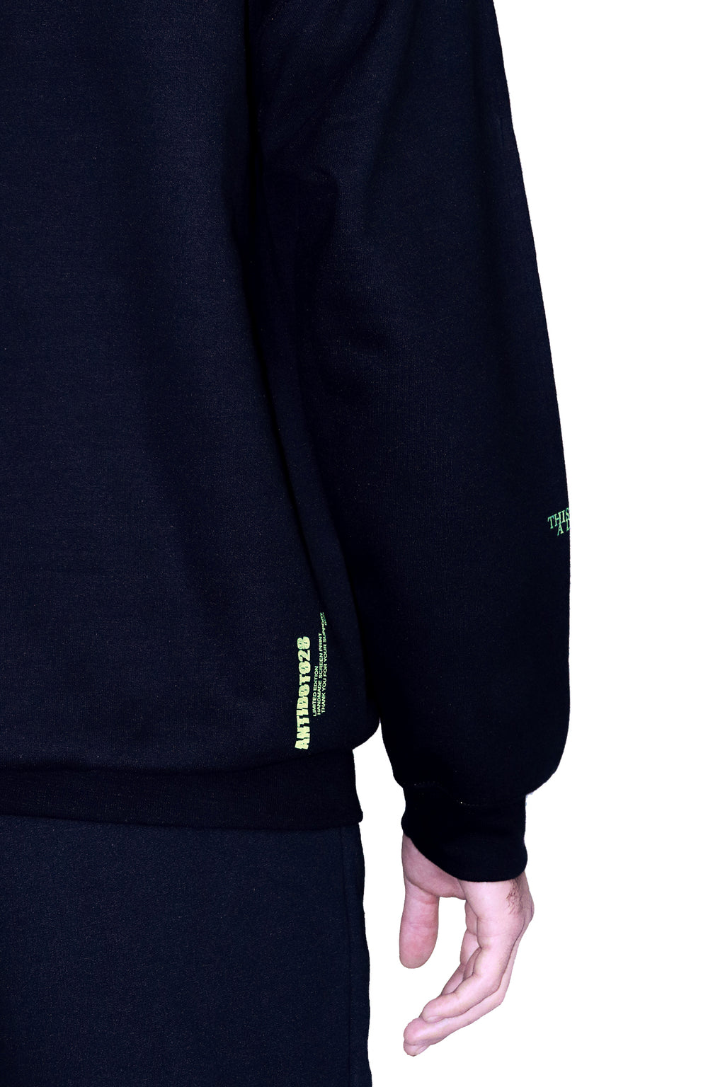 REALITY  SWEATSHIRT BLACK