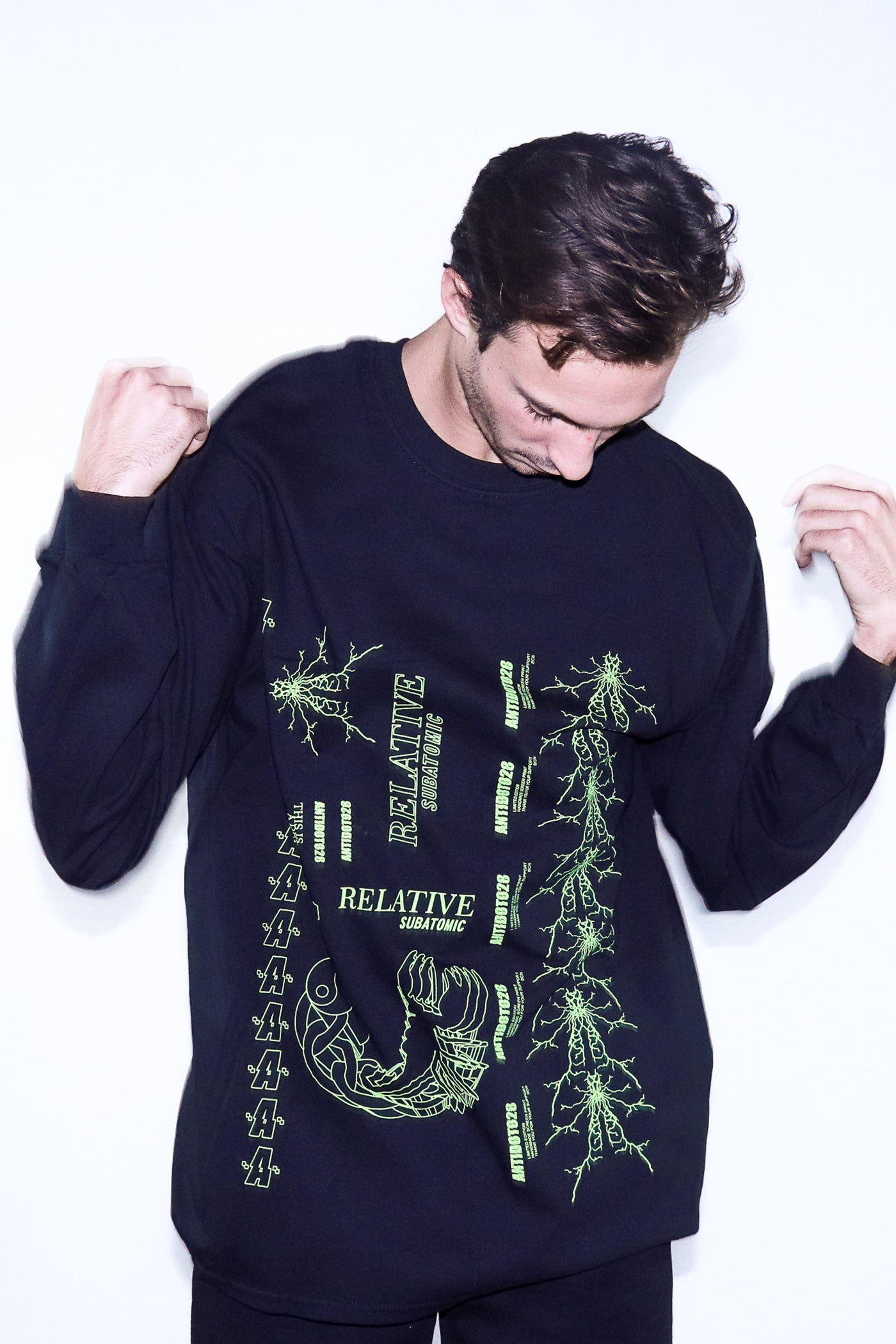 EVERYTING LONG SLEEVE BLACK